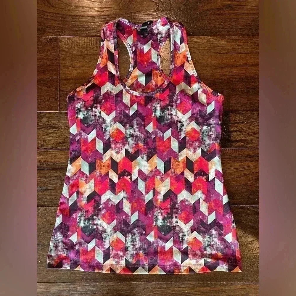 Lukka Colorful Geometric Pattern  Tank- women’s M
